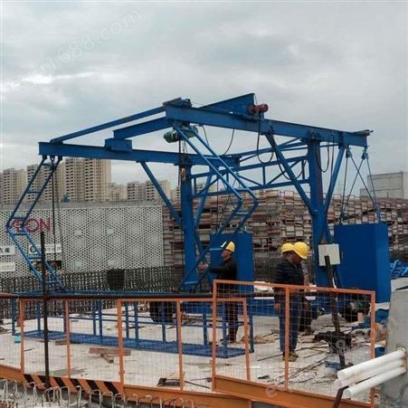桥梁模板台车 1吨2吨3吨护栏模板安装台车厂家指导