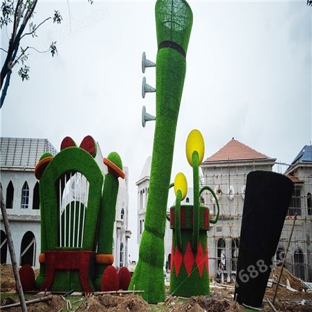 植物绿雕-造型别致的植物绿雕点亮城市_仿真动物绿雕树脂工艺品_规格齐全