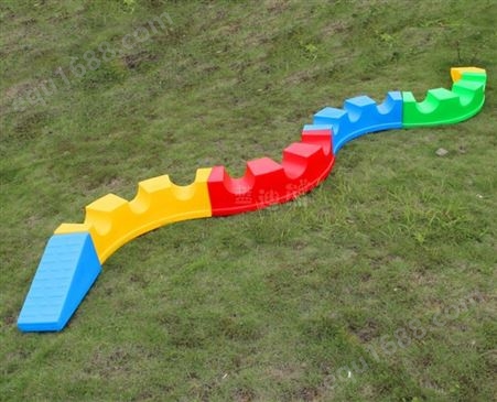多功能变化走墩独木桥 感统训练器材 儿童塑料平衡木 平衡触觉板