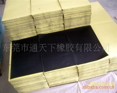 《天然橡胶隔热垫》细布（自粘胶）+天然橡胶黑色天然橡胶