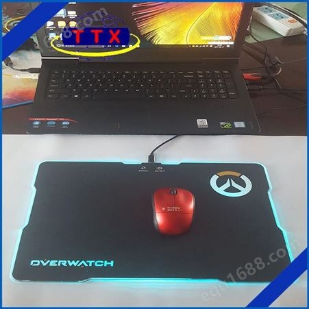 RGB发光鼠标垫 橡胶底表面复合PC面发光桌垫 布面软体RGB鼠标垫