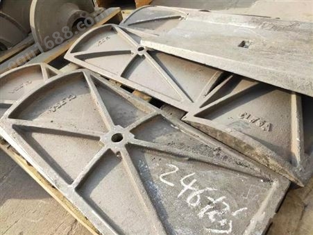 立轴制砂机衬板 石料破碎机衬板 破碎机衬板厂家批发