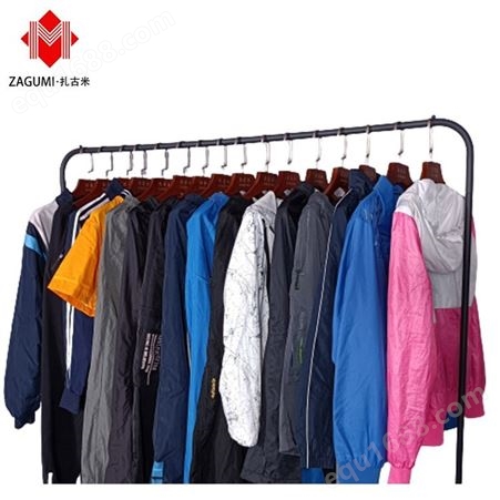 广州扎古米 旧衣服出口现货跨境批发旧衣服公司运动服二手