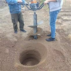 四轮后轴传动挖坑机 圣鲁80直径四轮挖坑机 园林移苗栽树打坑机