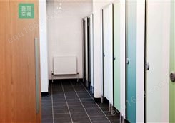 公共厕所隔断用抗倍特板好还是密度板好您怎么选择呢？