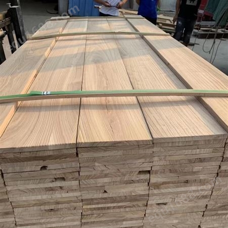 榆木板材护墙板 老榆木旧板材 落地房梁板材 常年供应