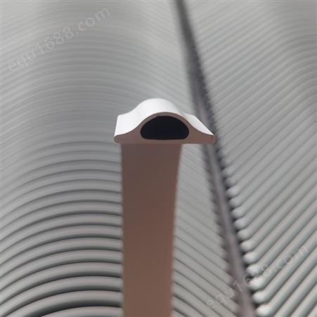 新思特工业铝型材厂家 铝合金制品精加工 型材拉弯折弯件