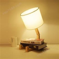 人形日式个性台灯创意灯实木木质简约北欧艺术ins卧室床头灯书桌